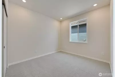 14824 206th Avenue E #2552, Bonney Lake, WA 98391 - Photo 3