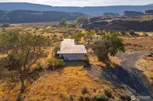 605 NW 23 Rd, Soap Lake, WA 98851 - Photo 7