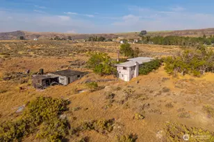 605 NW 23 Rd, Soap Lake, WA 98851 - Photo 5