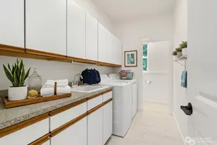 391 E Rainier Dr, Allyn, WA 98524 - Photo 9