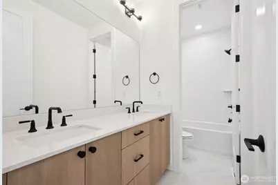 8422 137th Avenue SE #52, Newcastle, WA 98059 - Photo 13