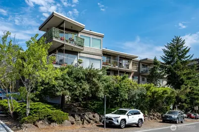 401 NE 40th Street, Seattle, WA 98105 - Photo 3