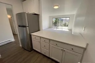 401 NE 40th St, Seattle, WA 98105 - Photo 15