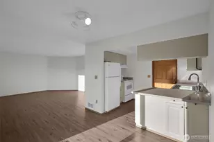 15719 63rd St Ct E, Sumner, WA 98390 - Photo 7