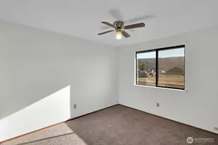 15719 63rd St Ct E, Sumner, WA 98390 - Photo 29