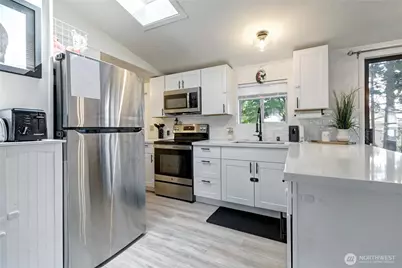 8914 12th Place SE, Lake Stevens, WA 98258 - Photo 5