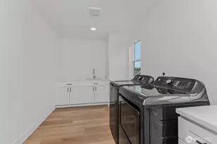 1209 S 6th Ave, Kelso, WA 98626 - Photo 25