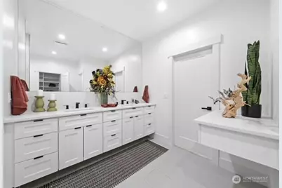 215 SE Desert Hills Loop, Moses Lake, WA 98837 - Photo 11