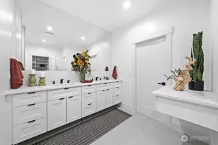 215 SE Desert Hills Loop, Moses Lake, WA 98837 - Photo 11