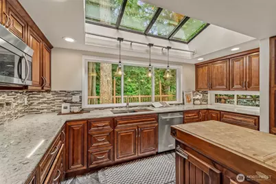 10554 NE 150th Court, Bothell, WA 98011 - Photo 13