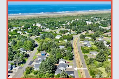 247 Clover Creek Avenue NW, Ocean Shores, WA 98569 - Photo 5