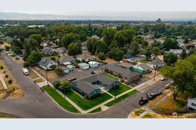 516 E Pine Street, Walla Walla, WA 99362 - Photo 1