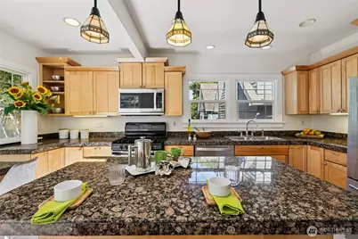 511 23rd Avenue E, Seattle, WA 98112 - Photo 13