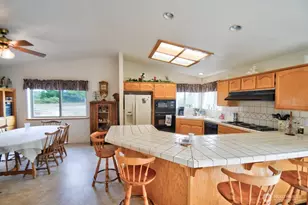 378 Burnt Ridge Rd, Onalaska, WA 98570 - Photo 9