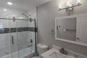 12053 70th Ave S, Seattle, WA 98178 - Photo 5