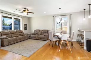 123 Heights Ln, Onalaska, WA 98570 - Photo 3