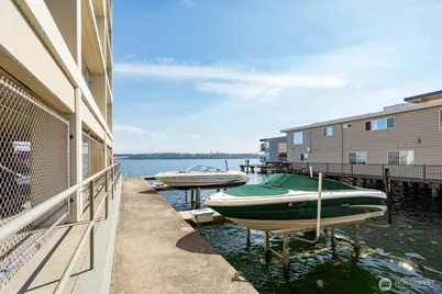 2040 43rd Avenue E #402, Seattle, WA 98112 - Photo 27