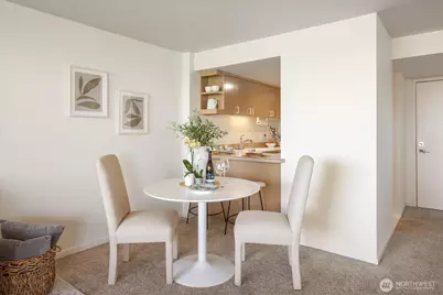 2040 43rd Avenue E #402, Seattle, WA 98112 - Photo 9