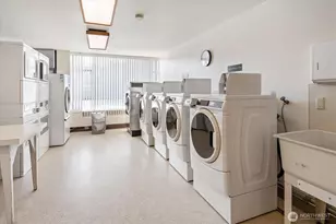 2040 43rd Ave E, Seattle, WA 98112 - Photo 23