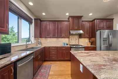 2308 18th Street, Anacortes, WA 98221 - Photo 13