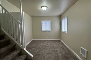 329 24th St, Longview, WA 98632 - Photo 5