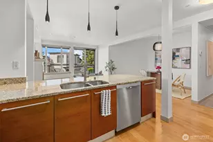 631 Market St, Kirkland, WA 98033 - Photo 7