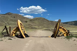 1027 Kuehne Rd, Keller, WA 99140 - Photo 3