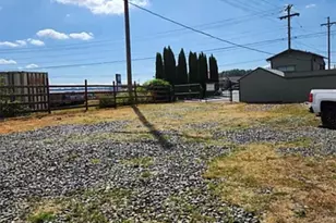 9813 Airport Way, Snohomish, WA 98296 - Photo 15