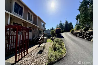 3467 Partridge Hollow NE, Bremerton, WA 98310 - Photo 23