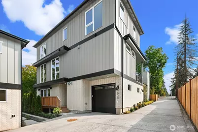 2030 NE 123rd Street, Seattle, WA 98125 - Photo 1