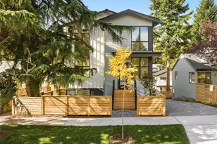 7335 21st Ave NE, Seattle, WA 98115 - Photo 39