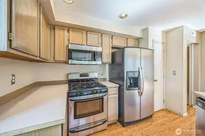 7608 145th Avenue Ct E, Sumner, WA 98390 - Photo 11