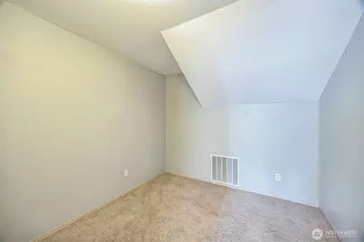 7608 145th Avenue Ct E, Sumner, WA 98390 - Photo 17