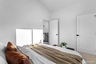 9737 Evanston Avenue N, Seattle, WA 98103 - Photo 23