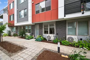 11521 117th Ln NE, Kirkland, WA 98033 - Photo 1