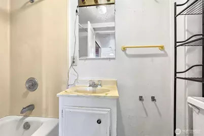 13202 Bitter Place N, Seattle, WA 98133 - Photo 25