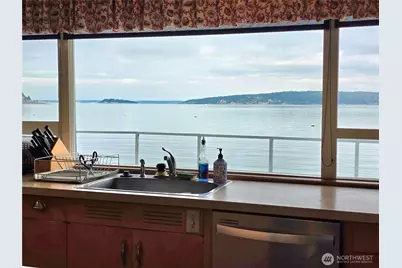 107 Utsalady Road, Camano Island, WA 98282 - Photo 13