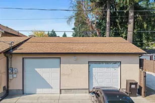 128 NE 125th St, Seattle, WA 98125 - Photo 35