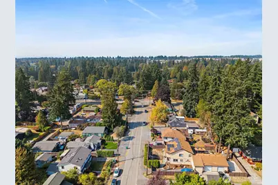 128 NE 125th Street, Seattle, WA 98125 - Photo 37