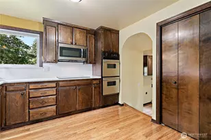 401 San Mar Dr NE, Olympia, WA 98506 - Photo 9