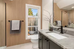 13104 NE 103rd Pl, Kirkland, WA 98033 - Photo 9