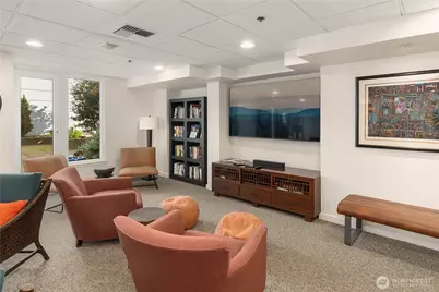 121 Vine Street #506, Seattle, WA 98121 - Photo 19