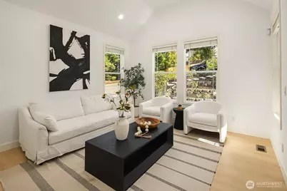 16255 SE 66th St, Bellevue, WA 98006 - Photo 3