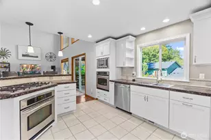 2537 Kempton St SE, Olympia, WA 98501 - Photo 11