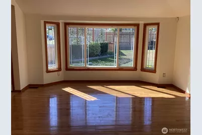 17217 Larch Way, Lynnwood, WA 98037 - Photo 7