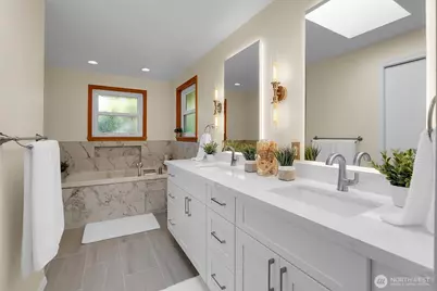 17217 Larch Way, Lynnwood, WA 98037 - Photo 21