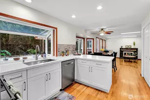 17217 Larch Way, Lynnwood, WA 98037 - Photo 11