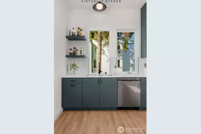 7335 21st Avenue NE #B, Seattle, WA 98115 - Photo 5