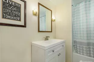 201 N Fifth St, Sequim, WA 98382 - Photo 15