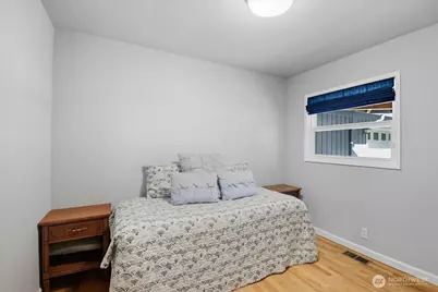 16743 79th Place NE, Kenmore, WA 98028 - Photo 17